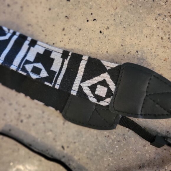 Black & White Aztec Camera Strap, GUC - Picture 3 of 4